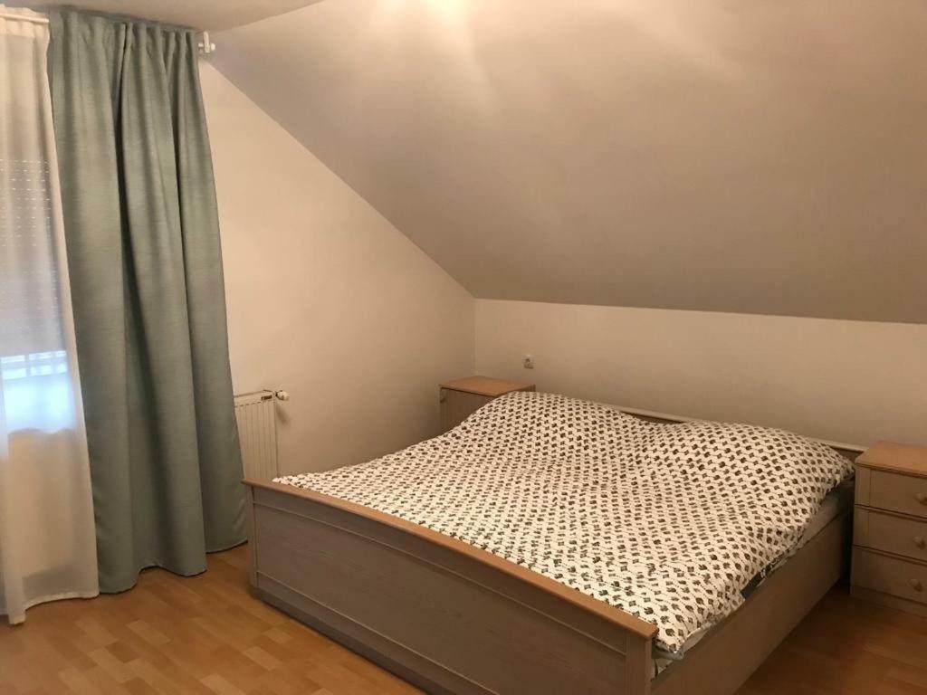 Hotel Tri Sesira Ljubovija Zewnętrze zdjęcie