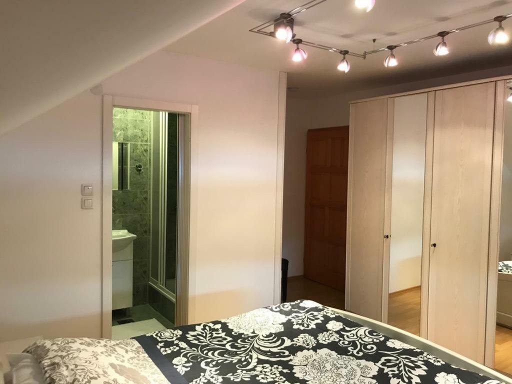 Hotel Tri Sesira Ljubovija Zewnętrze zdjęcie