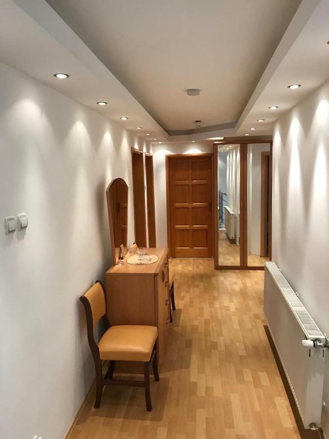 Hotel Tri Sesira Ljubovija Zewnętrze zdjęcie